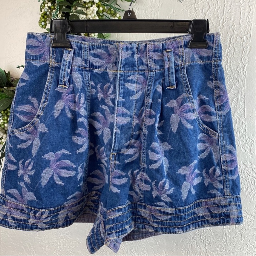 Happy Nature Kate Hudson High Waisted Shorts - Size 6